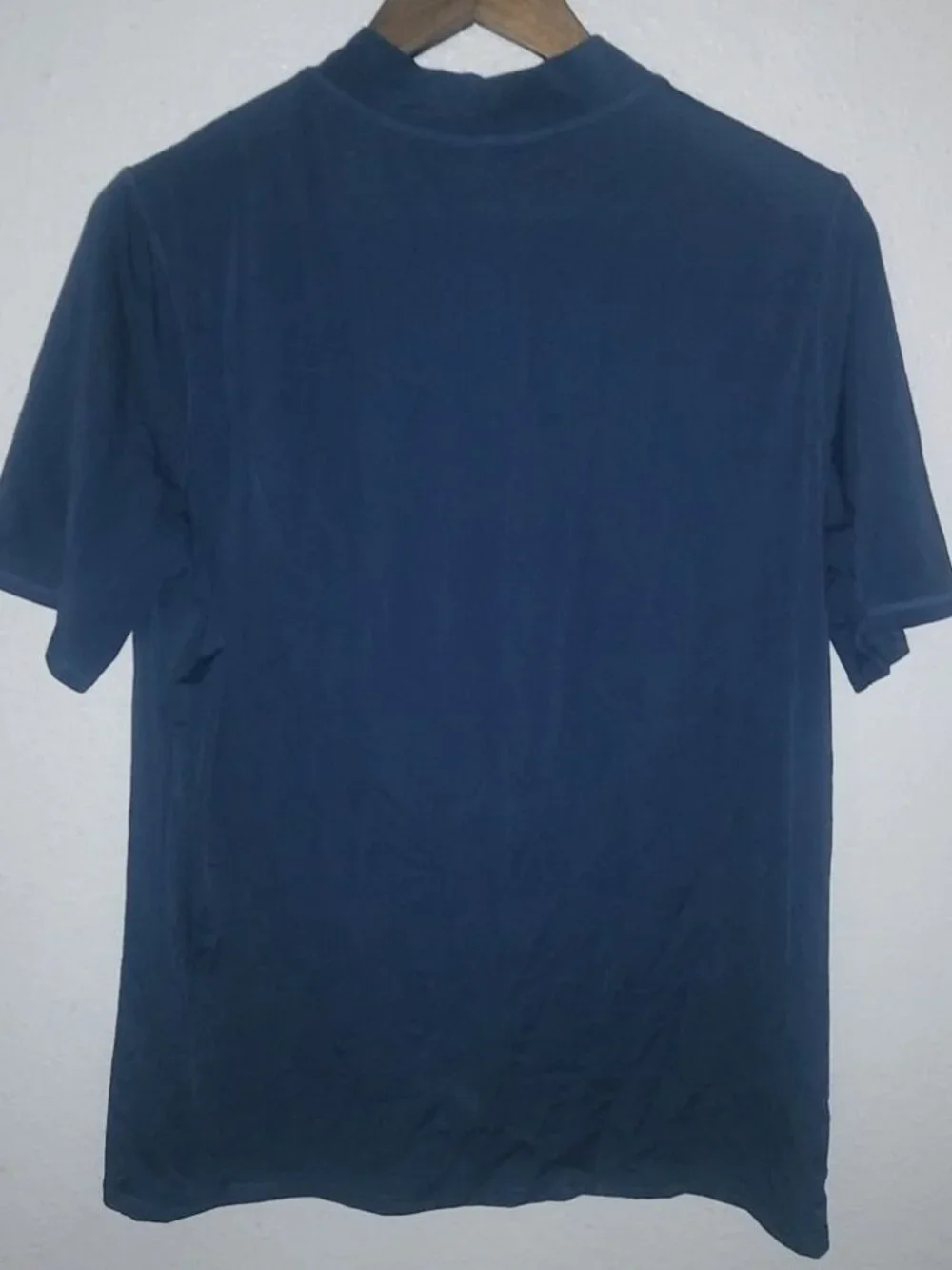 Lands End XL Boys Surfboard Short Sleeved Nylon Summer Shirt